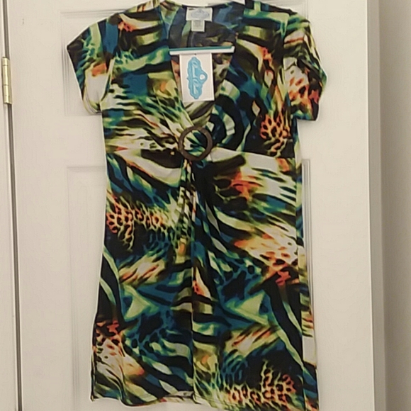 Beach Belle V-neck top - Picture 1 of 6